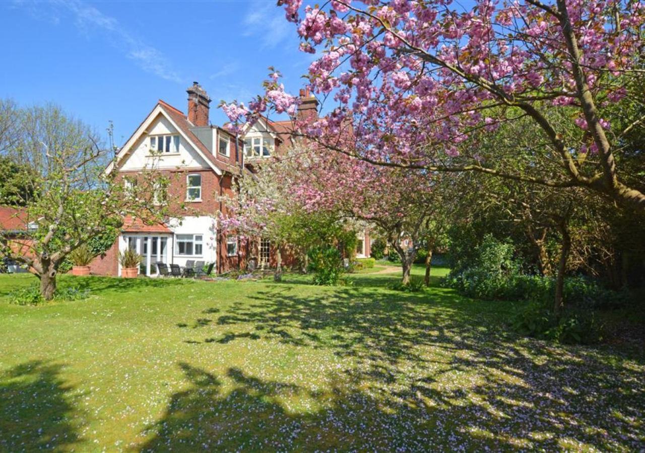 Lismore House Villa Cromer Exterior photo